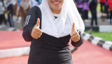 Bupati Kabupaten Kepulauan Sula, Hj. Fifian Adeningsi Mus.
