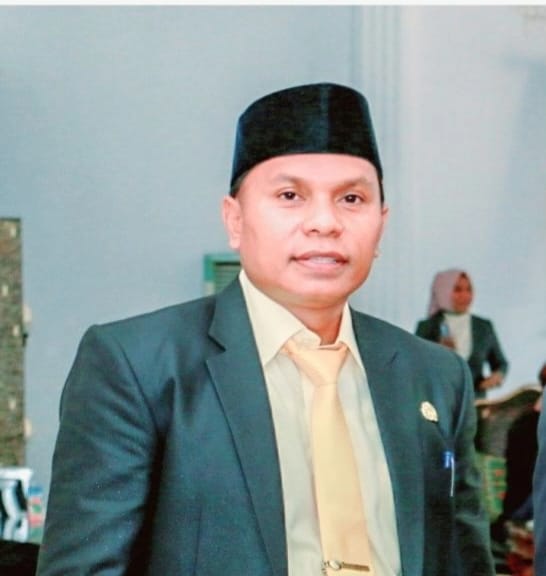 Kepala Dinas Komunikasi dan Digital Kepulauan Sula Barkah Soamole.