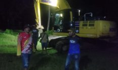 Karena Peduli, Meski Hujan dan Malam Gelap Pemda Sula Tetap Tinjau Lokasi Banjir