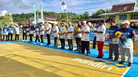 Foto: Pembukaan Volly Ball Doin Cup XI Tahun 2025 di Desa Dofa.