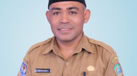 Foto: Camat Kecamatan Sulabesi Tengah Muslim Usia, S.IP.