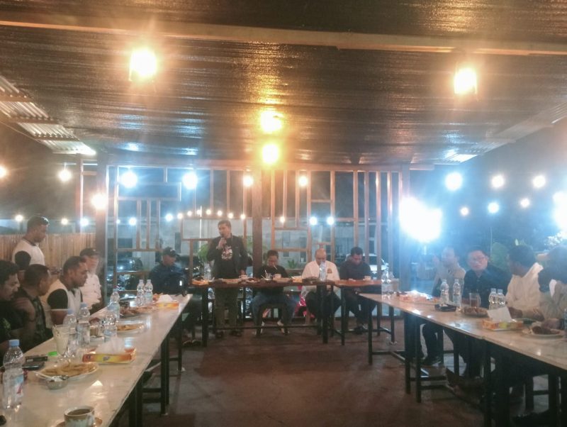 Foto: Gelar Silaturahmi dengan Alumni HMI Sula sekaligus reses Anggota DPD RI Hasbi Yusup.