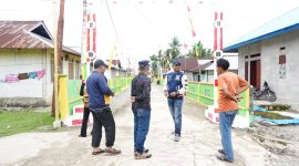 Foto: Depan Gapura Desa Waikafia Kecamatan Mangoli Selatan.