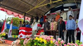 Foto: Inspektur Upacara HUT RI ke-80 Kecamatan Mangoli Timur, Faradila Faudu.