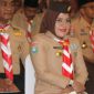 Foto: Bupati Kabupaten Kepulauan Sula, Hj. Fifian Adeningsih Mus.
Fotografer: Diskomdigi Rudi Buamona.