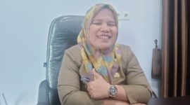 Foto: Kepala Dinas Kesehatan Kepulauan Sula, Suryati Abdullah.