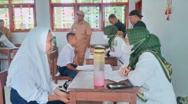 Foto: Cek Kesehatan Gratis (CKG) di SMP Negeri 1 Sulabesi Timur.