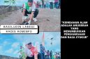 Foto: Kabag Kesra Mansuh Mudo dan Kadis Kominfo Kepulauan Sula Basiludin Labesi, melakukan penanaman pohon.