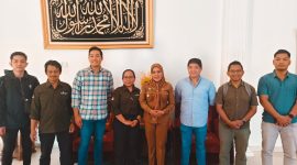 Fofot: Bupati Kepulauan Sula Hj. Fifian Adeningsih Mus pose bersama Pengurus PT. Halmahera Agro Perkasa Maluku Utara.