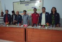 Foto: Pertemuan di Kantor Desa Waikafia, Kecamatan Mangoli Selatan. 