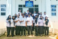 Dokumentasi: Pose Bersama Usai Melakukan Sidak di Dinas Koperindag Kepulauan Sula.
FG: Diskominfo Kepulauan Sula.
