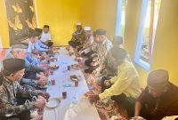 Dokumentasi: Gelar Tahlilan di Rumah Dinas Camat Mangoli Timur.