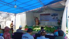 Dokumentasi: Sambutan Kadis Pariwisata dan Budaya Kabupaten Kepulauan Sula, Ismail Soamole.