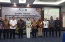 Dokumentasi: Pose Bersama Usai Mengikuti FGD di Muara Hotel Ternate.