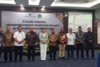 Dokumentasi: Pose Bersama Usai Mengikuti FGD di Muara Hotel Ternate.