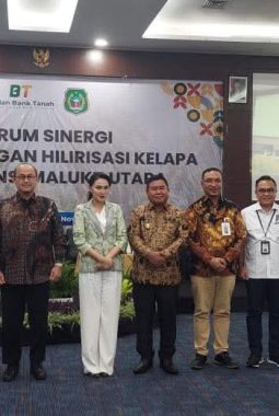 Dukung Program Pempus, Pemda Sula Hadiri FGD Hilirisasi Kelapa di Ternate