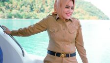 Dokumentasi: Bupati Kepulauan Sula Hj. Fifian Adeningsi Mus.