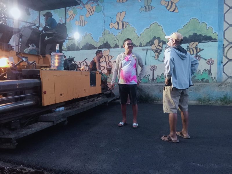 Dok: Kadis PUPR Kepulauan Sula, Duri Sagu Pantau Pekerjaan.