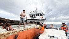 Dok:Kapolsek K.P. 3 A. Yani Tenate IPTU Mirna Oramali, S.H., M.H. Gelar Patroli Laut.