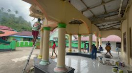 Dok: Marnit Halbar dan KP. SBU XXX-2003 Bersama Warga Gelar Bakti Sosial di Masjid Nurul Hidayah Desa Saria.