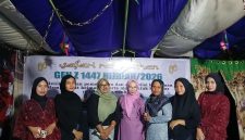 Gambar: Pose Bersama Usai Cara Pembukaan.