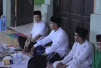 Gambar: Buka Puasa Bersama di Mesjid Desa Waiboga.