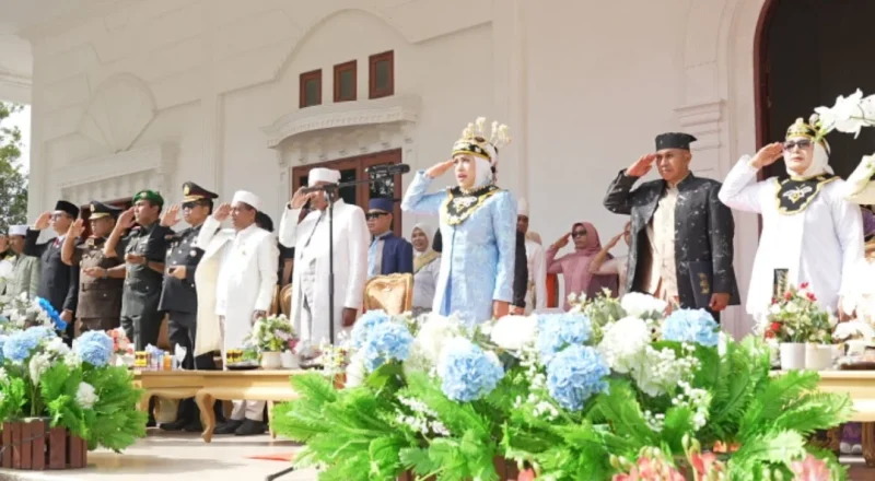 Dok: Bupati Kepulauan Sula, Hj. Fifian Adeningsi Mus Jadi Inspektur Upacara Hardiknas Tahun 2026.