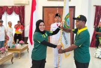 Dok: Bupati Kepulauan Sula, Hj. Fifian Adeningsi Mus Resmi Lepas Kontingen POPDA.