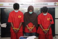 Dok: Polisi Ungkap Tiga Orang Terduga Pelaku Pembunuhan Terhadap Warga Desa Kawata.